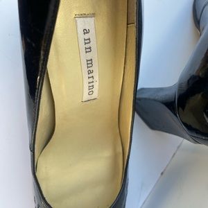 Black dressing lady shoe